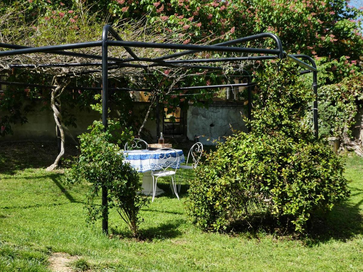 L'Auguste Maison D'Hotes Valensole Exterior photo